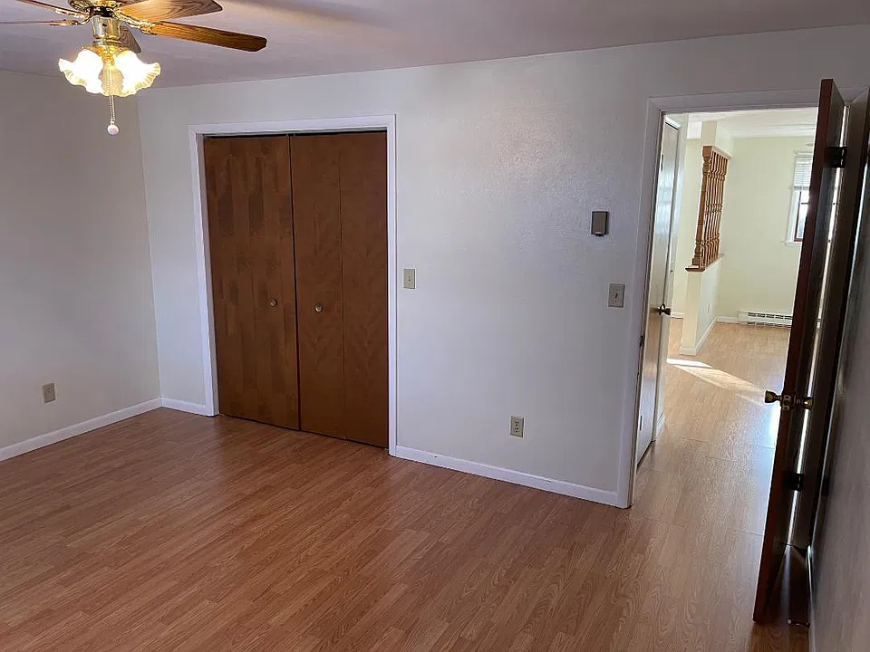 Bedroom, Large Closet