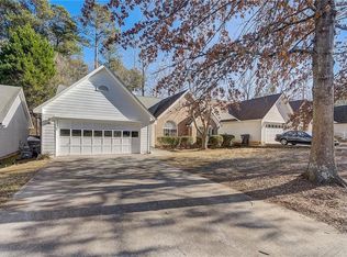 630 Lilburn School Rd NW, Lilburn, GA 30047