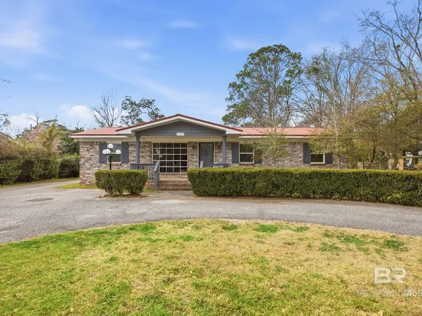 21787 Broad St, Silverhill, AL 36576