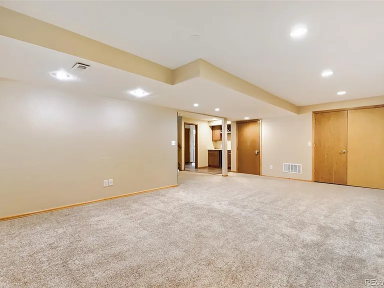 1117 Ridgeview Cir — Photo 23