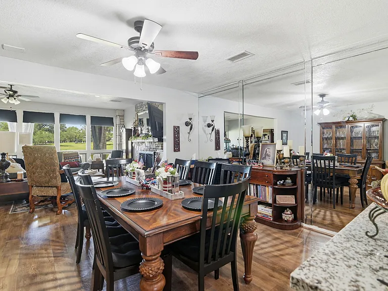 701 Oakland Hills Ln — Photo 10