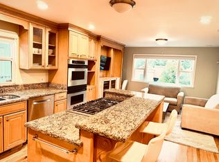 55 Pine Ave, San Carlos, CA 94070