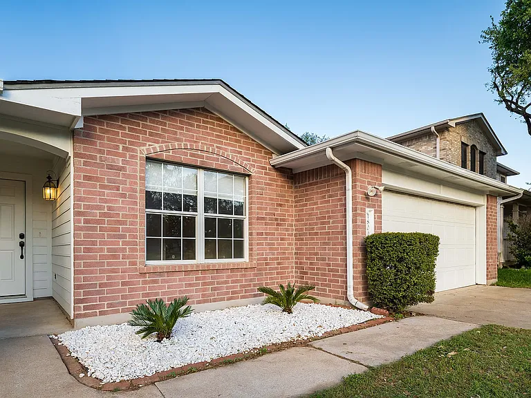 1800 Carriage Hills Trl — Photo 19
