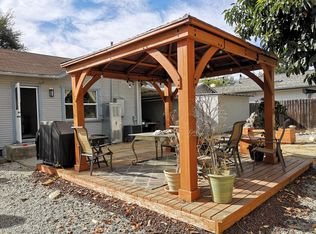 633 W Maple Ave, Monrovia, CA 91016