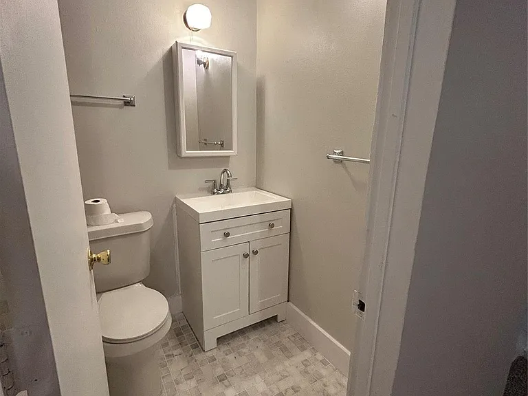5343 Richmond Ave #11 — Photo 17