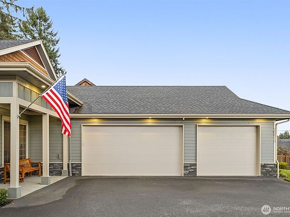 5th image of 20413 Church Lake Drive E
