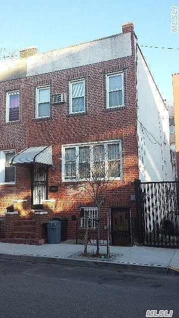 1st image of 2445 32nd St