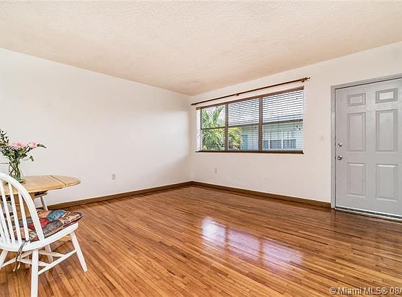 4th image of 1265 Marseille Dr #30