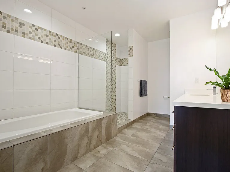 13365 W Washington Blvd — Photo 6