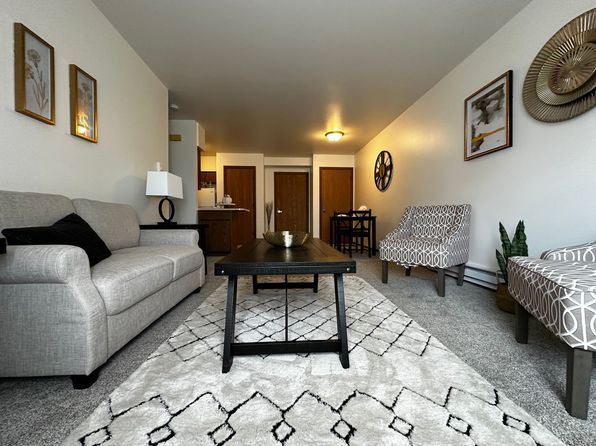 135 S 3rd St #11