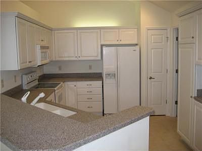 4th image of 108 Jamie Lynn Cir