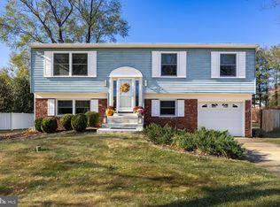 111 Coachmans Dr, Bordentown, NJ 08505