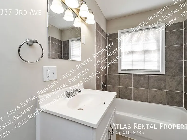 9337 3rd Ave — Photo 15