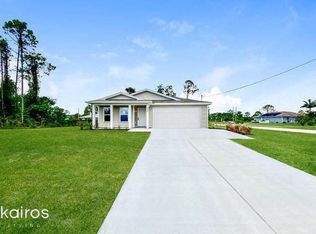 1901 NE 6th Pl, Cape Coral, FL 33909