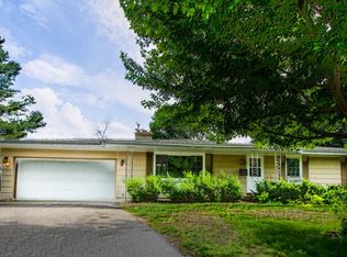 8613 Zenith Rd, Bloomington, MN 55431