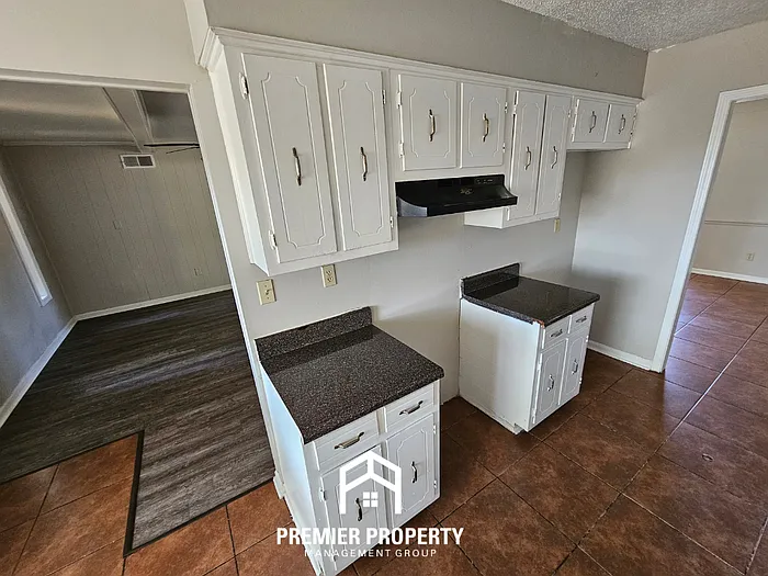 3626 Firethorne Dr — Photo 5