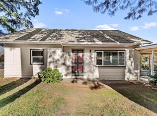 961 Hill St, Myrtle Creek, OR 97457