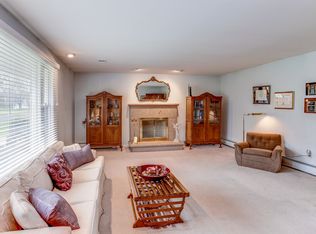 15900 Sycamore Ln, Rockville, MD 20853