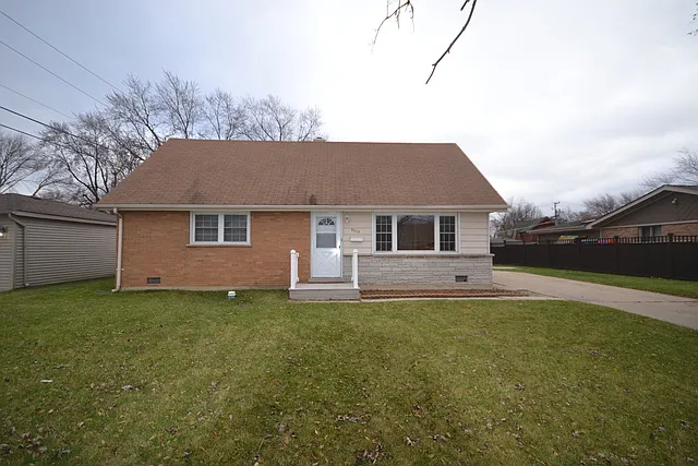 9025 Martin Ln photo 1