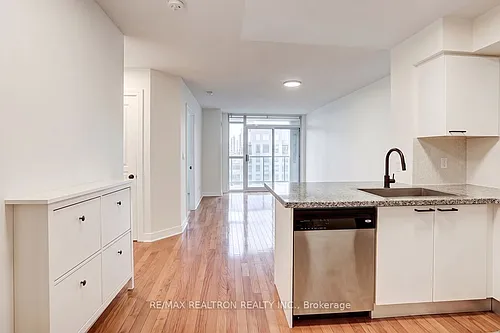 16 Harrison Garden Blvd #2407 Photo 1