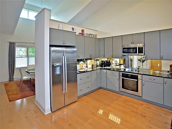 4th image of 4710 Shirley Ln