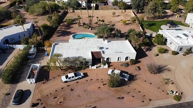 1st image of 10432 N 61st Pl