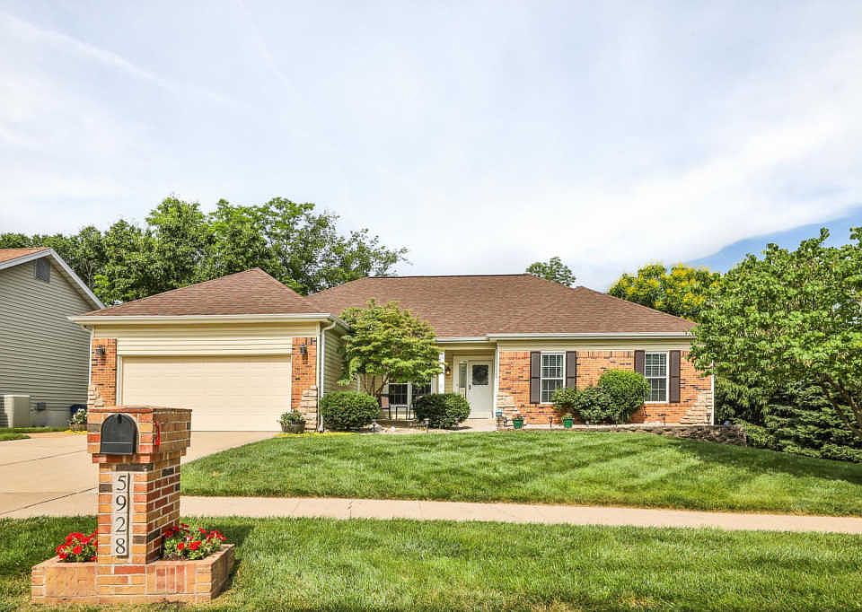 1st image of 5928 Royal Country Dr