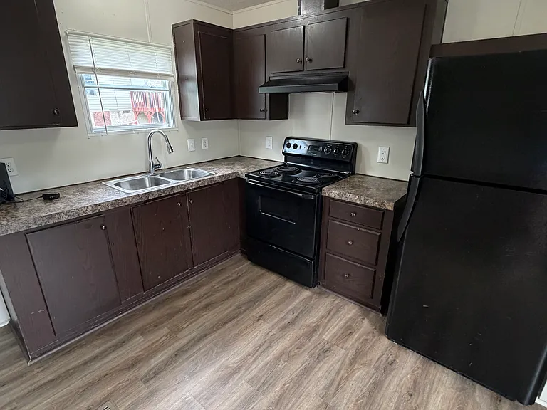 42 Longview Drive — Photo 21