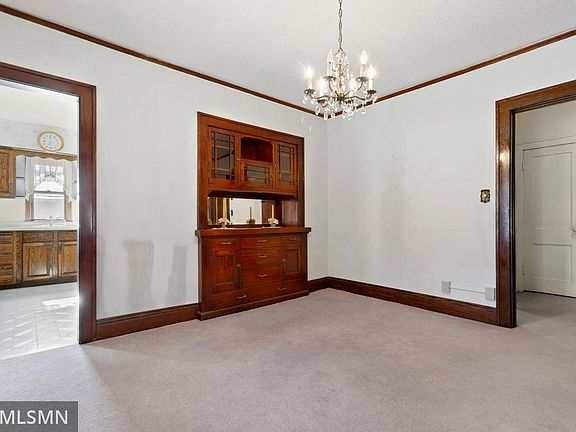 5th image of 1594 Thomas Ave #1596