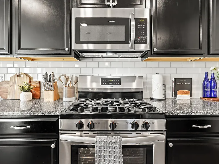 11273 W Broadstone St — Photo 21