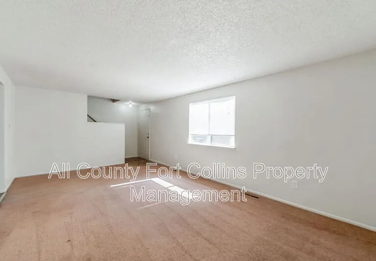1403 E 7th St #A — Photo 3