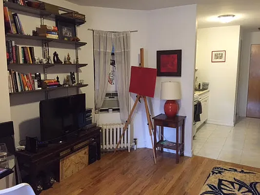 Rented by The MJS Group NY LLC | media 22