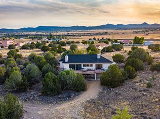 21705 N Hackamore Ln, Paulden, AZ 86334
