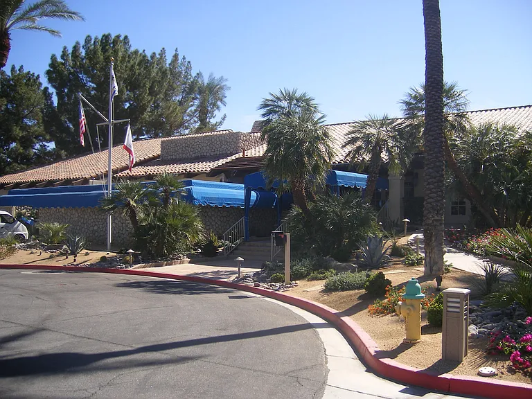 195 Desert Lakes Dr — Photo 25
