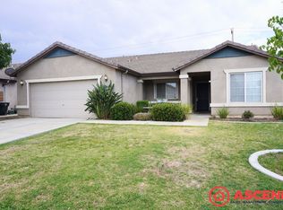 10605 Pleasant Valley Dr, Bakersfield, CA 93311