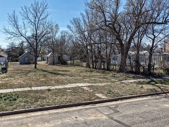 2nd image of 28th St