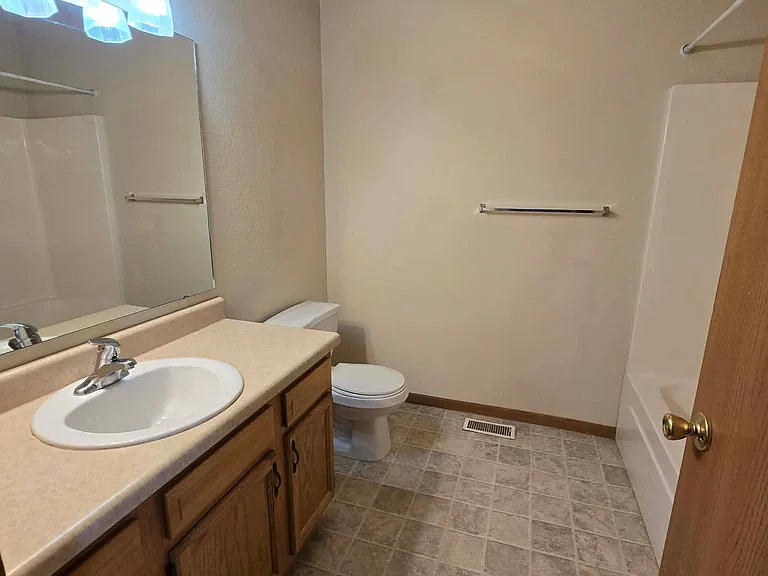 16848 Hurricane Ln #B — Photo 7