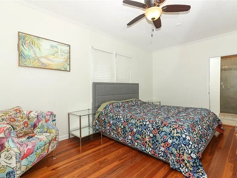 1442 Palm Ave — Photo 2