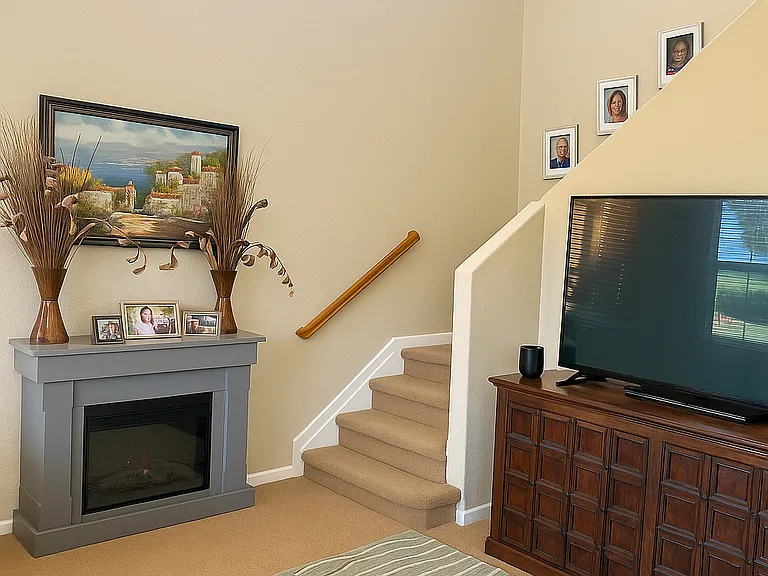 10431 Truckee St #F — Photo 4