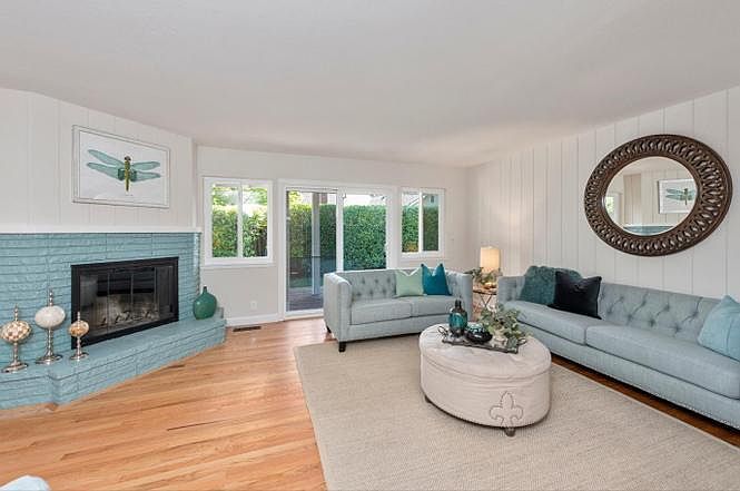 1st image of 455 Sequoia Ave
