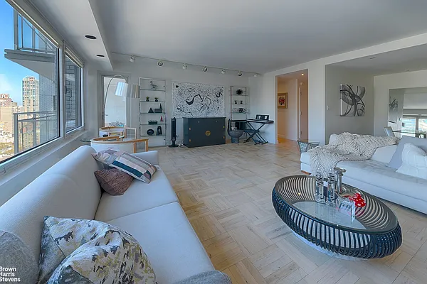 Rented by Brown Harris Stevens | media 10