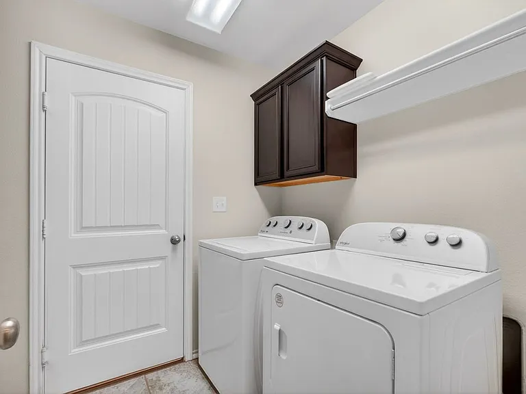 1310 Wrangler Ln — Photo 19