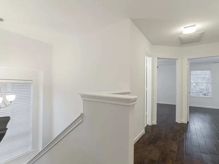 226 Blushwood Pl — Photo 35