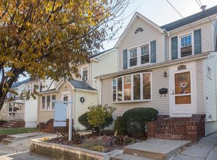 14724 15th Dr, Whitestone, NY