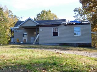 630 College Ln, Strawberry Plains, TN 37871