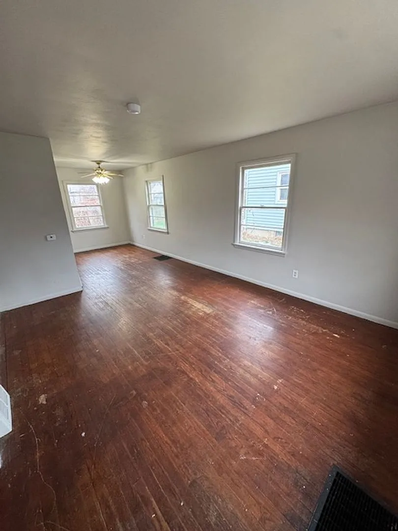 1341 Fay Dr. — Photo 2