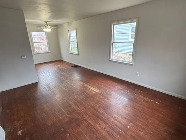 1341 Fay Dr — Photo 2