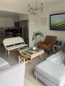 300 NW 42nd Ave APT 402, Miami, FL, 33126