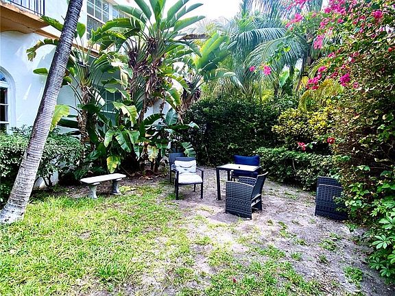 2nd image of 737 Jefferson Ave APT 303