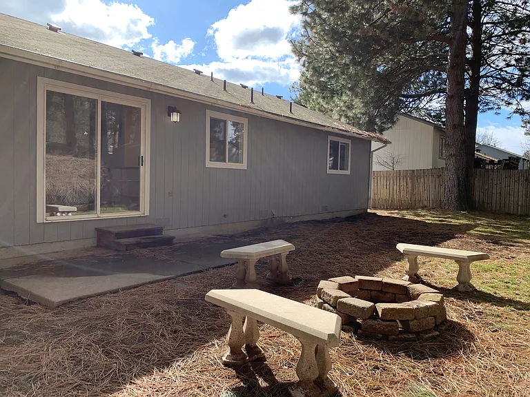 1117 W Kristen Ave — Photo 13